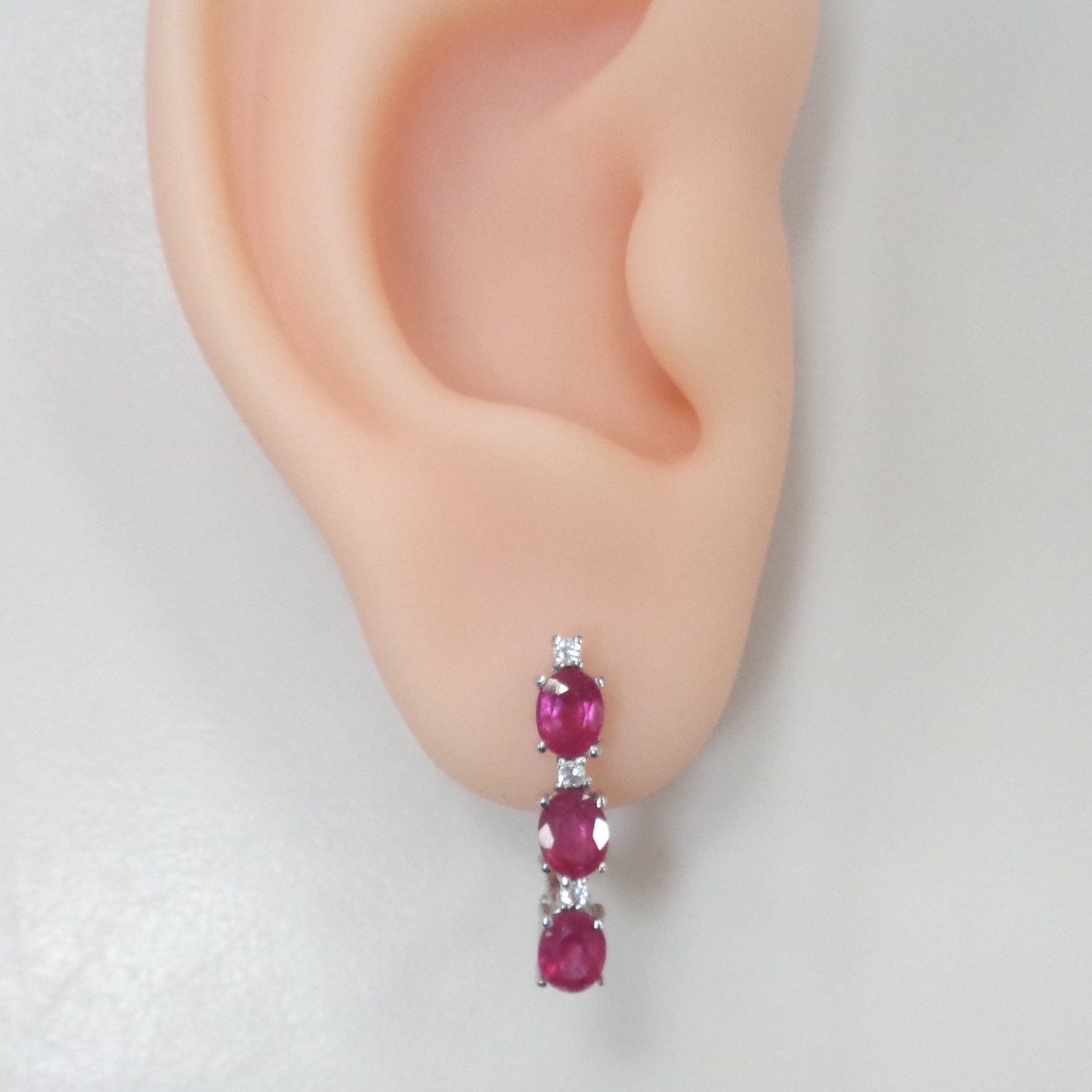 Серебряные серьги с рубинами